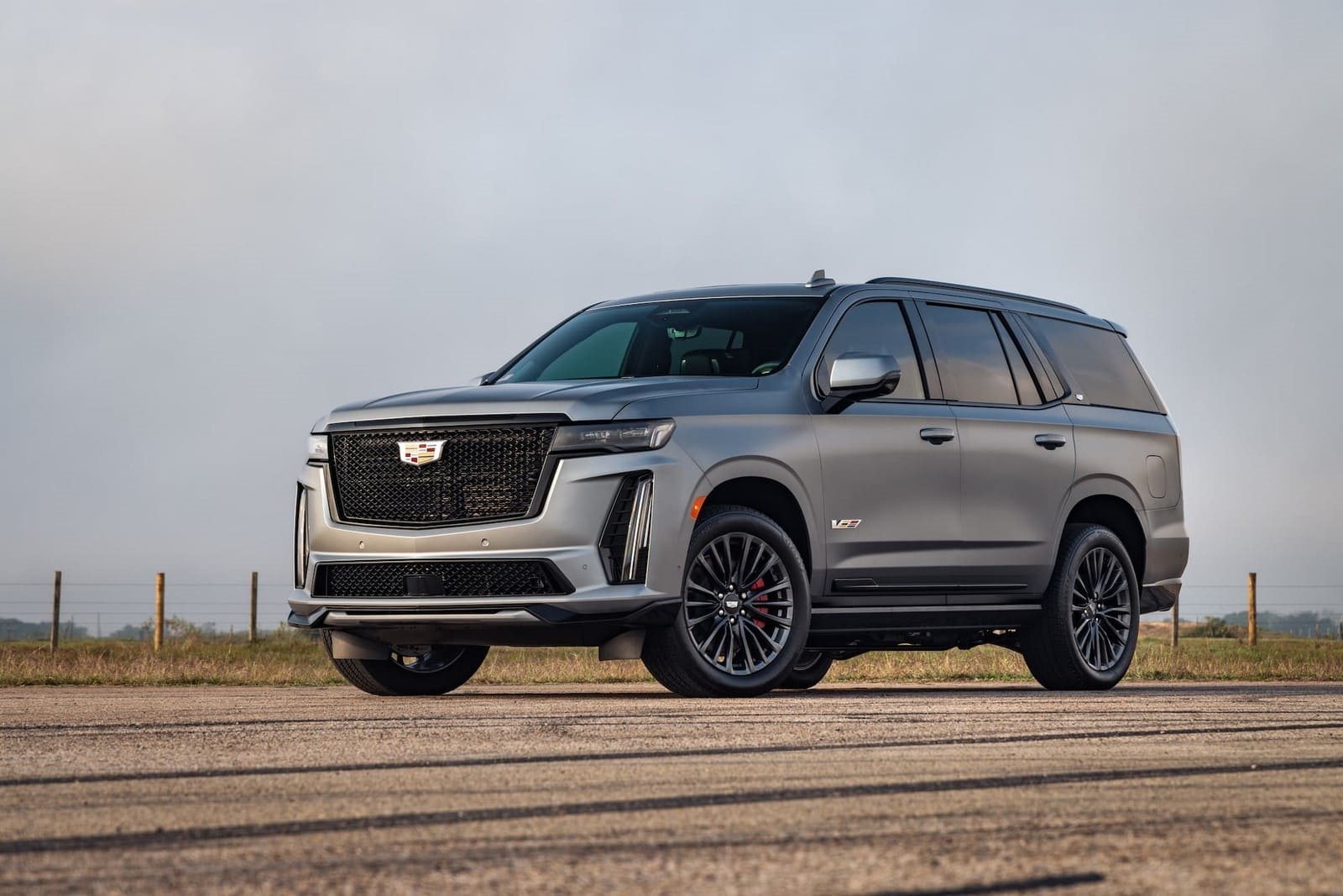 2023 - CADILLAC ESCALADE-V BY HENNESSEY, foto 2