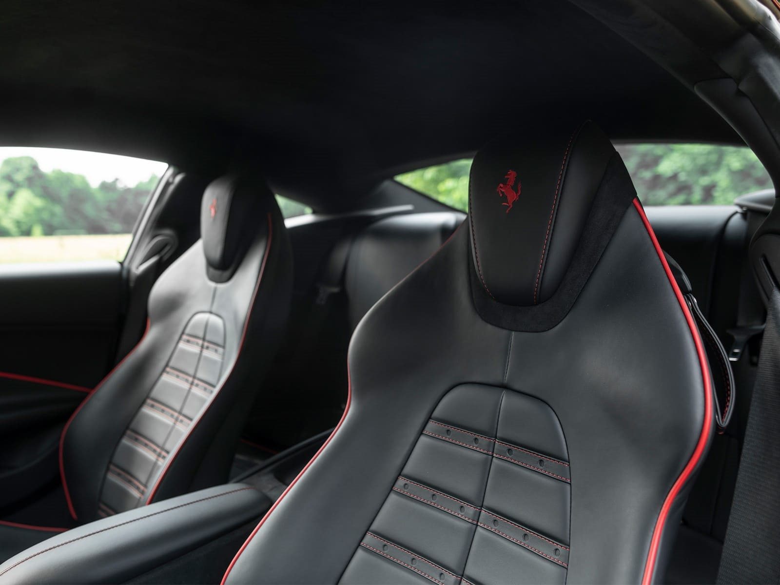 FERRARI ROMA ROSSO FIORANO, foto 8