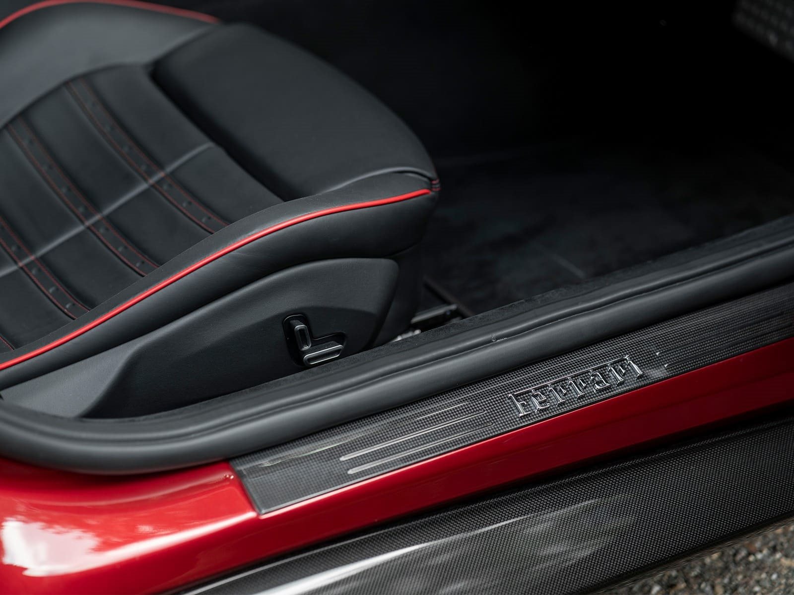 FERRARI ROMA ROSSO FIORANO, foto 9