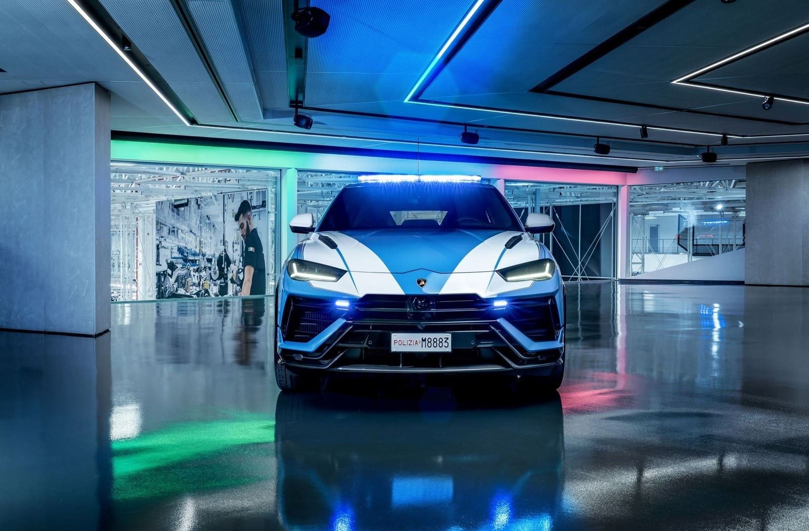 LAMBORGHINI URUS PERFORMANTE POLIZIA STRADALE, foto 3