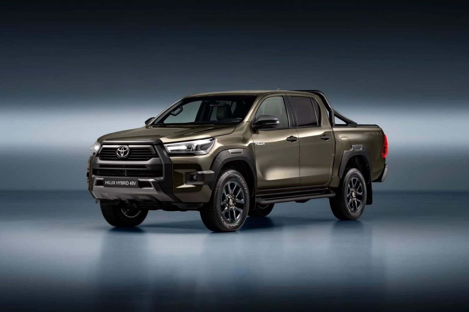 TOYOTA HILUX HYBRID 48V, foto 1