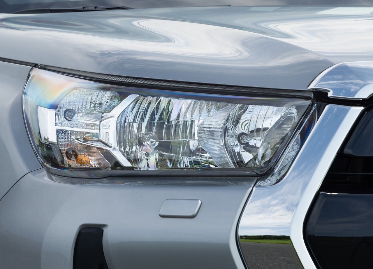 TOYOTA HILUX HYBRID 48V, foto 52