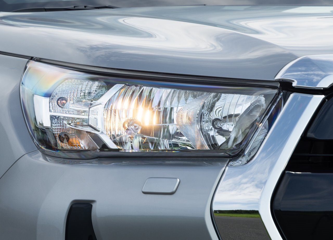 TOYOTA HILUX HYBRID 48V, foto 53