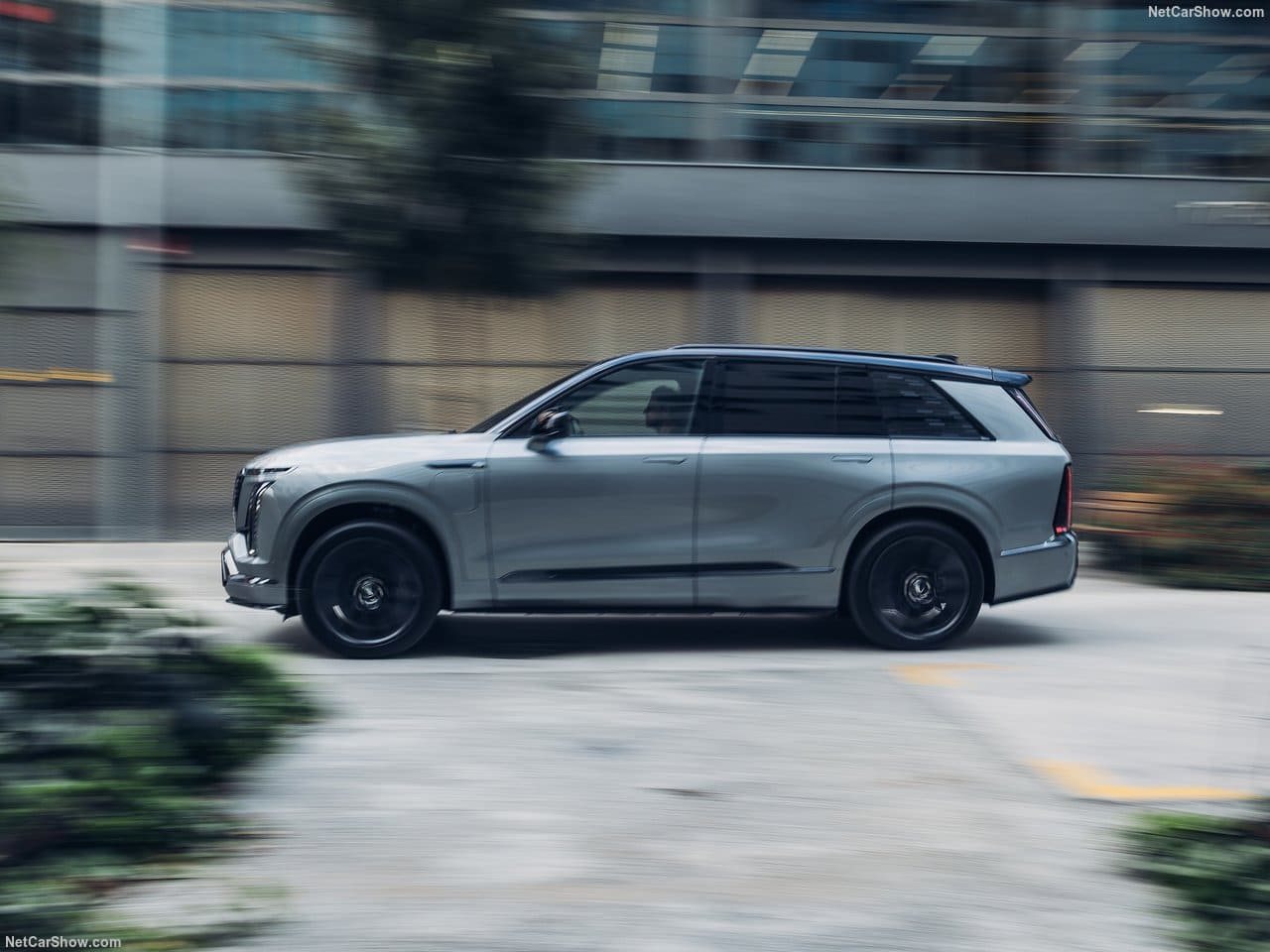 2026 - CADILLAC VISTIQ, foto 19