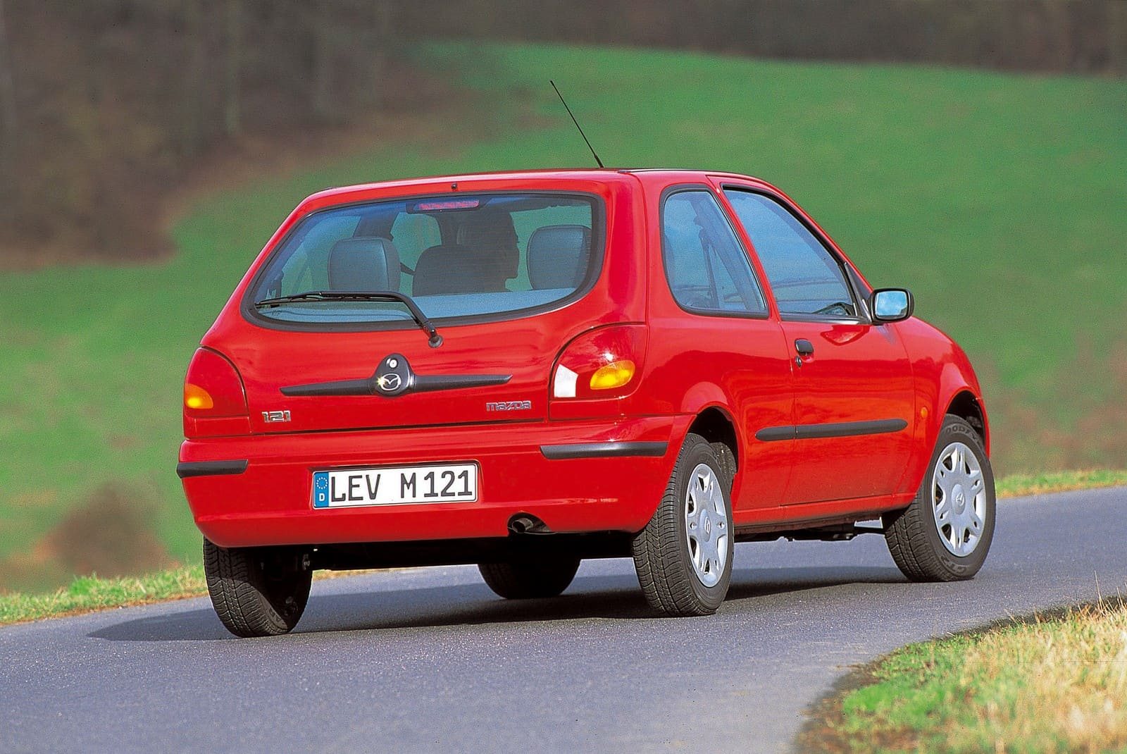 1991 - MAZDA 121, foto 15