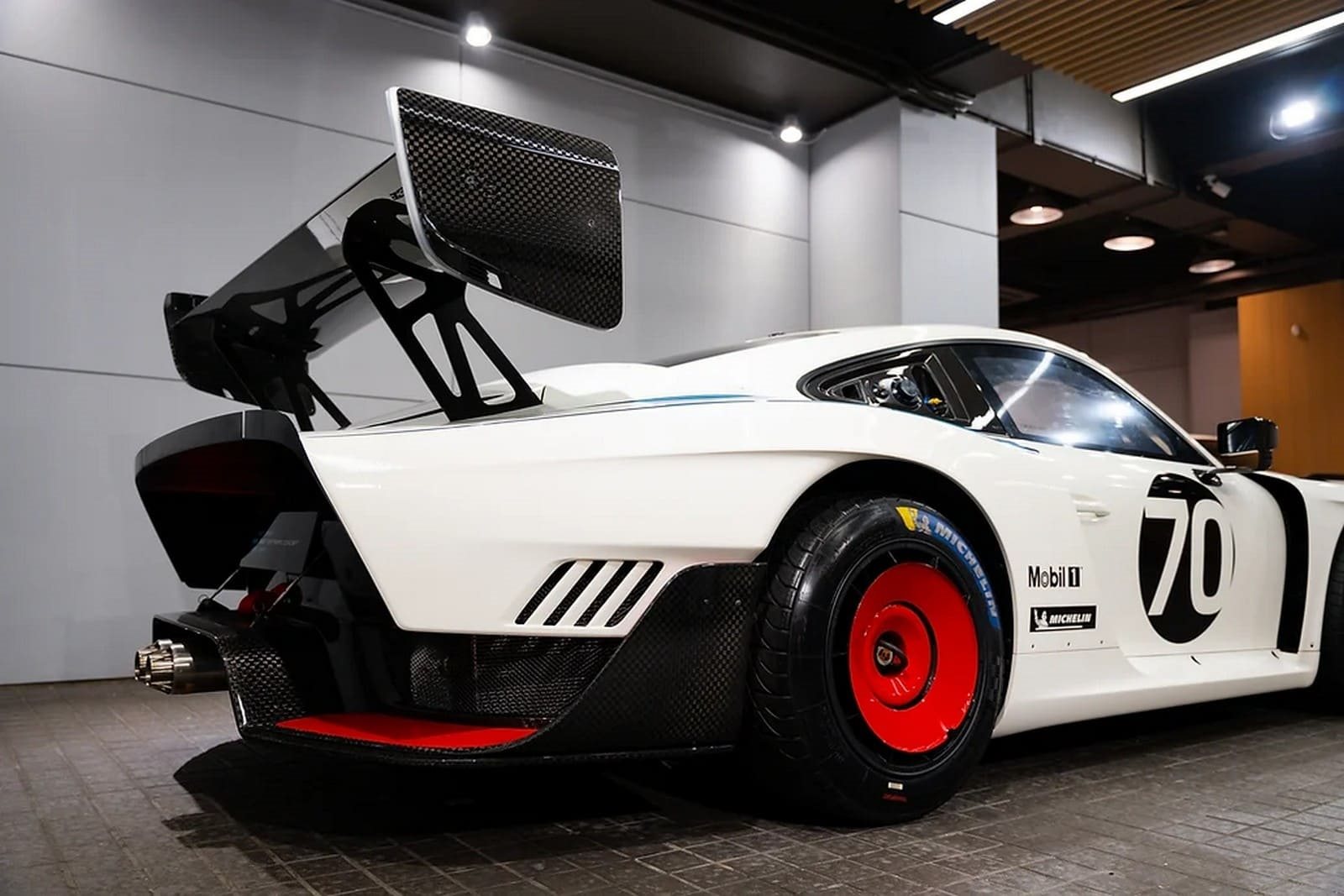 2019 - PORSCHE 935 MARTINI, foto 4