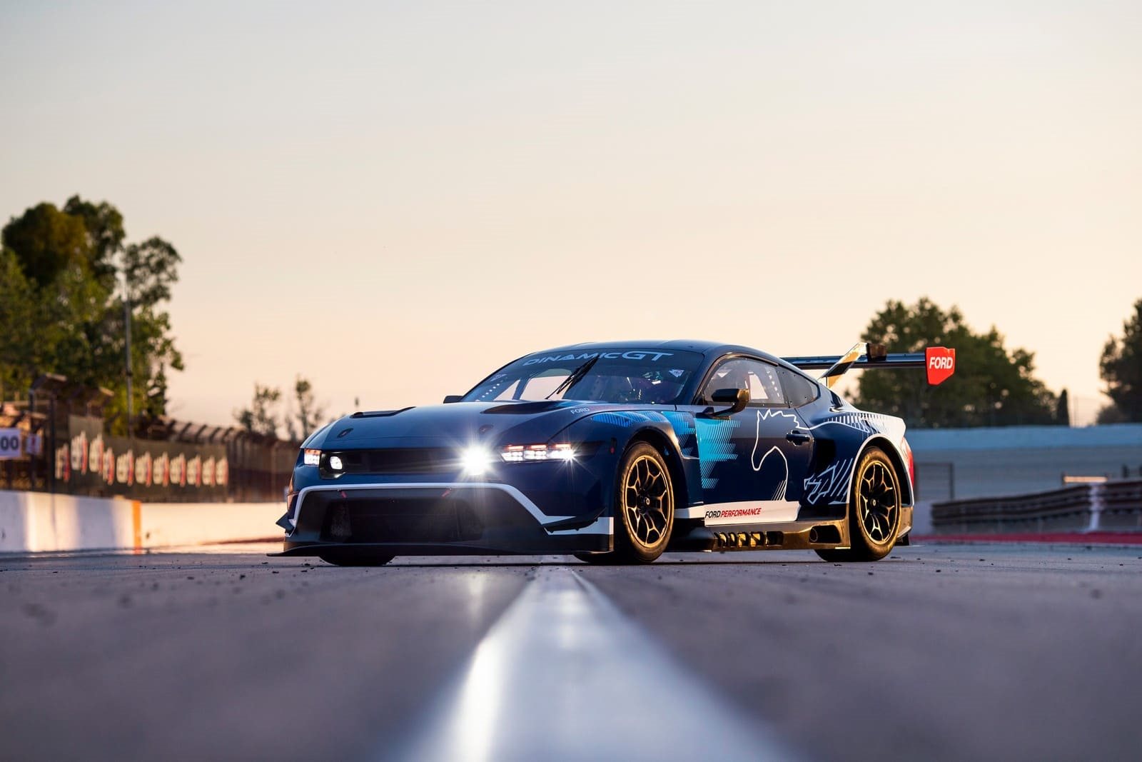 2024 - FORD MUSTANG GT3 TESTING AT BARCELONA, foto 2