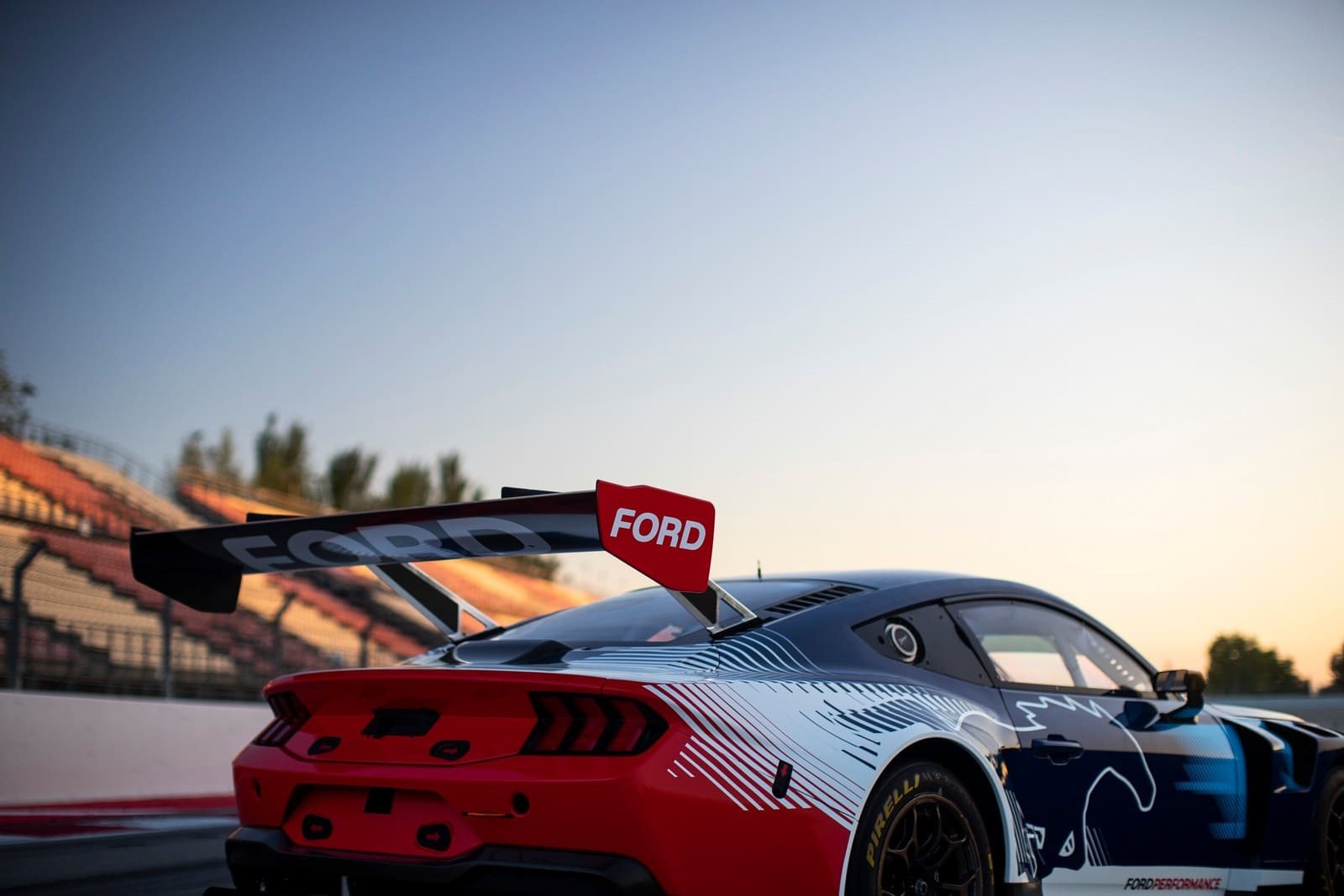 2024 - FORD MUSTANG GT3 TESTING AT BARCELONA, foto 9