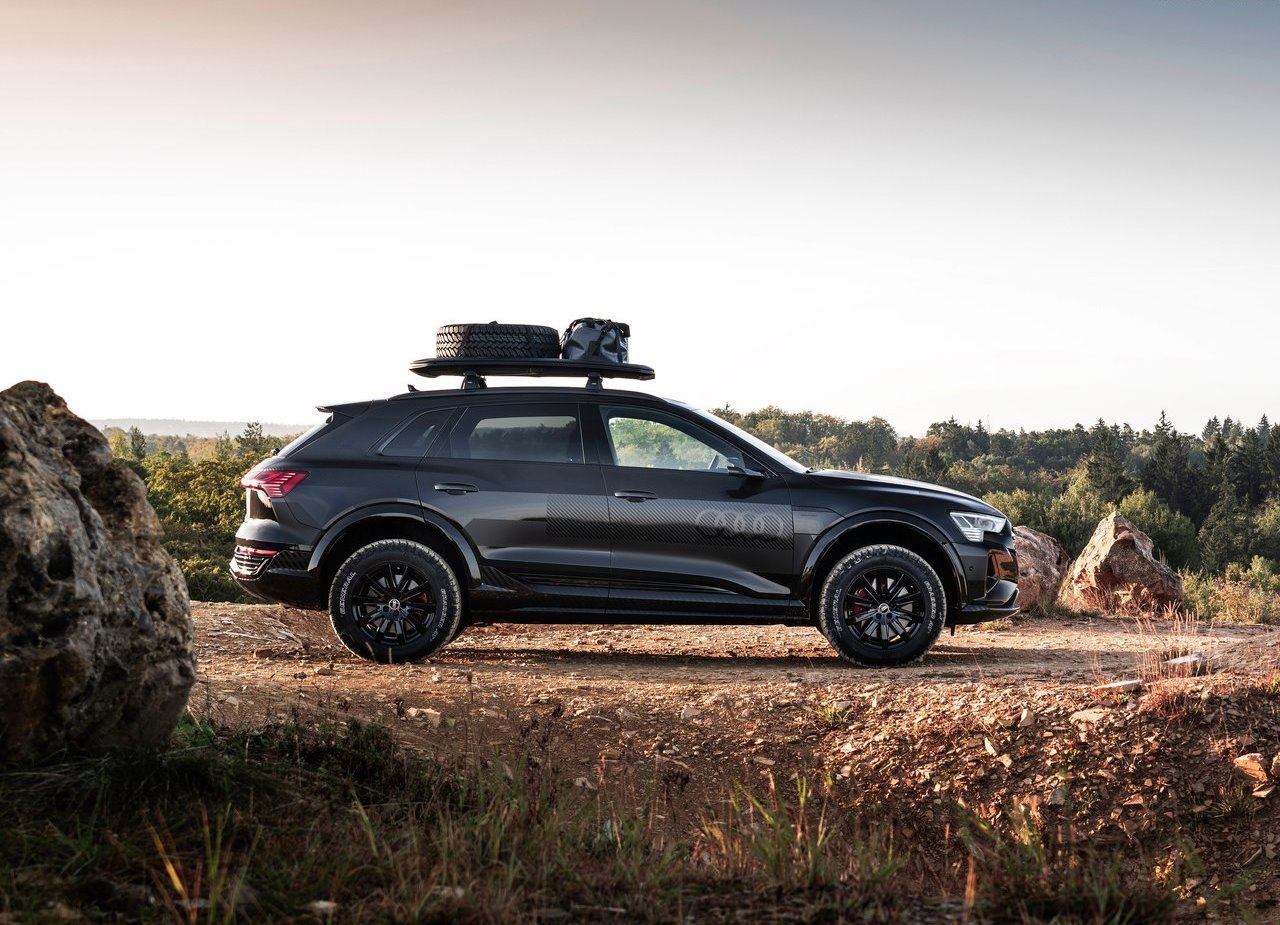 2024 - AUDI Q8 E-TRON EDITION DAKAR, foto 17