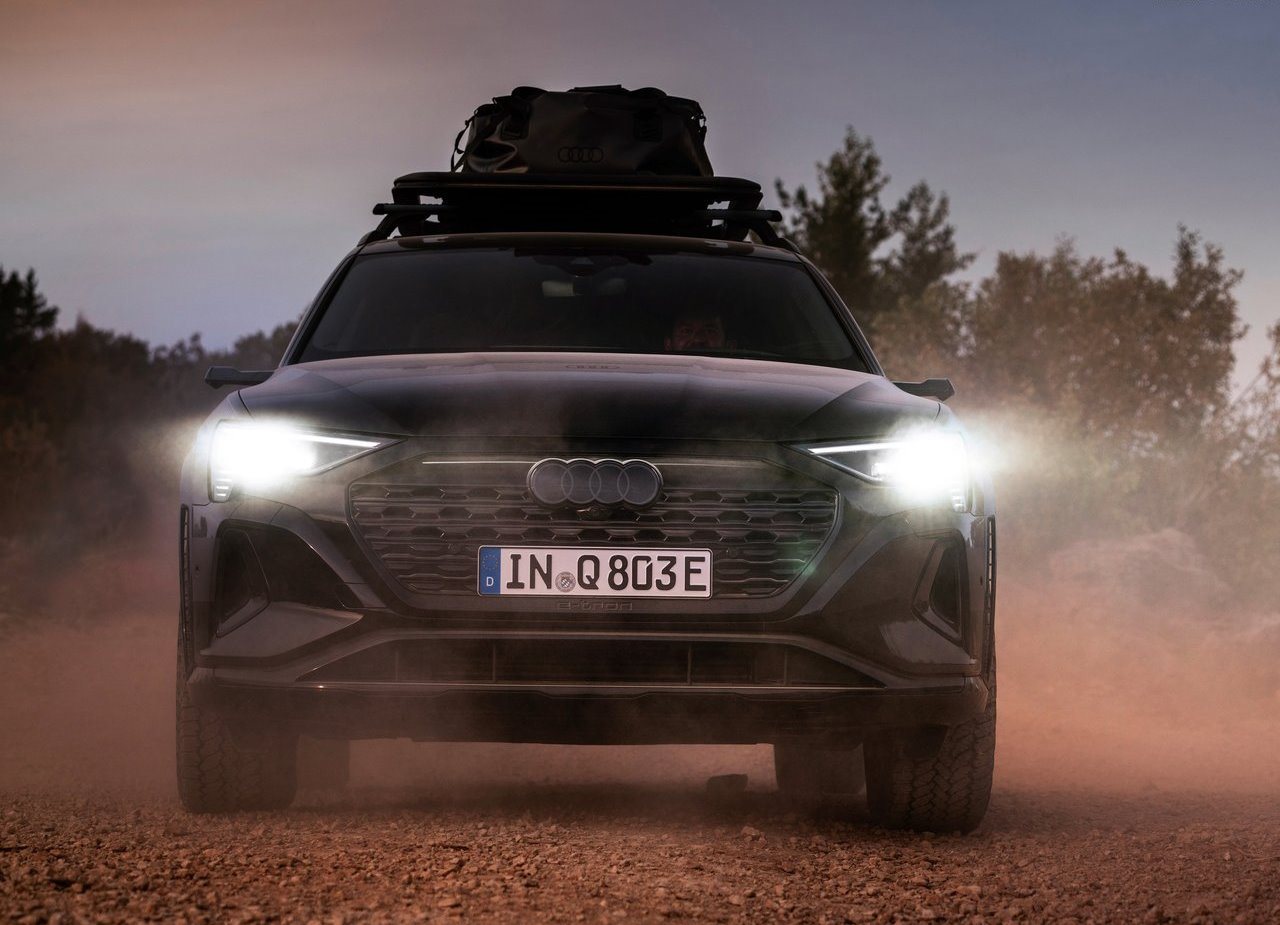 2024 - AUDI Q8 E-TRON EDITION DAKAR, foto 32
