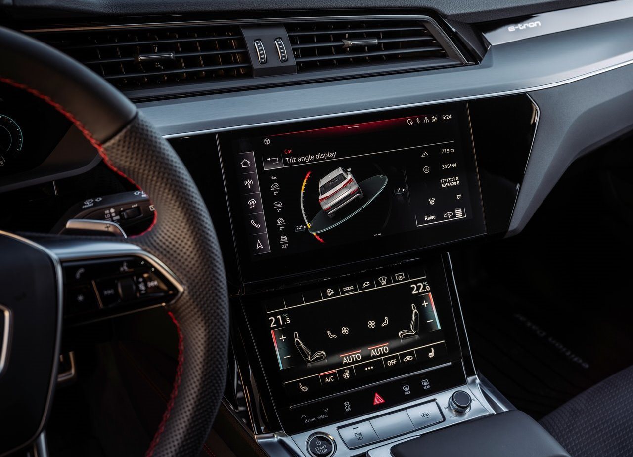 2024 - AUDI Q8 E-TRON EDITION DAKAR, foto 45