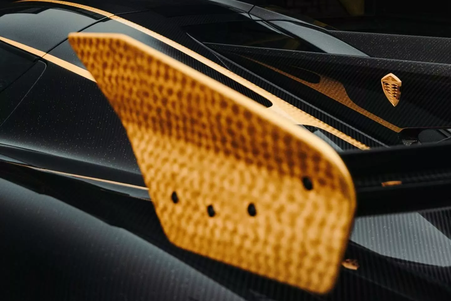 2024 - KOENIGSEGG JESKO ATTACK GOLD, foto 4