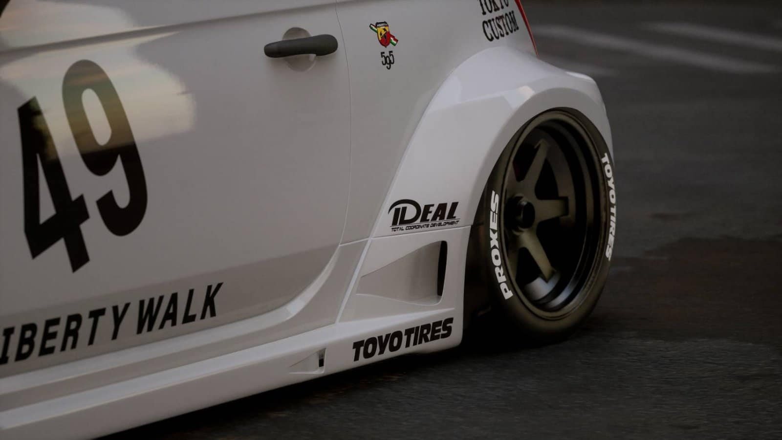 2024 - FIAT 595 ABARTH BY LIBERTY WALK, foto 5