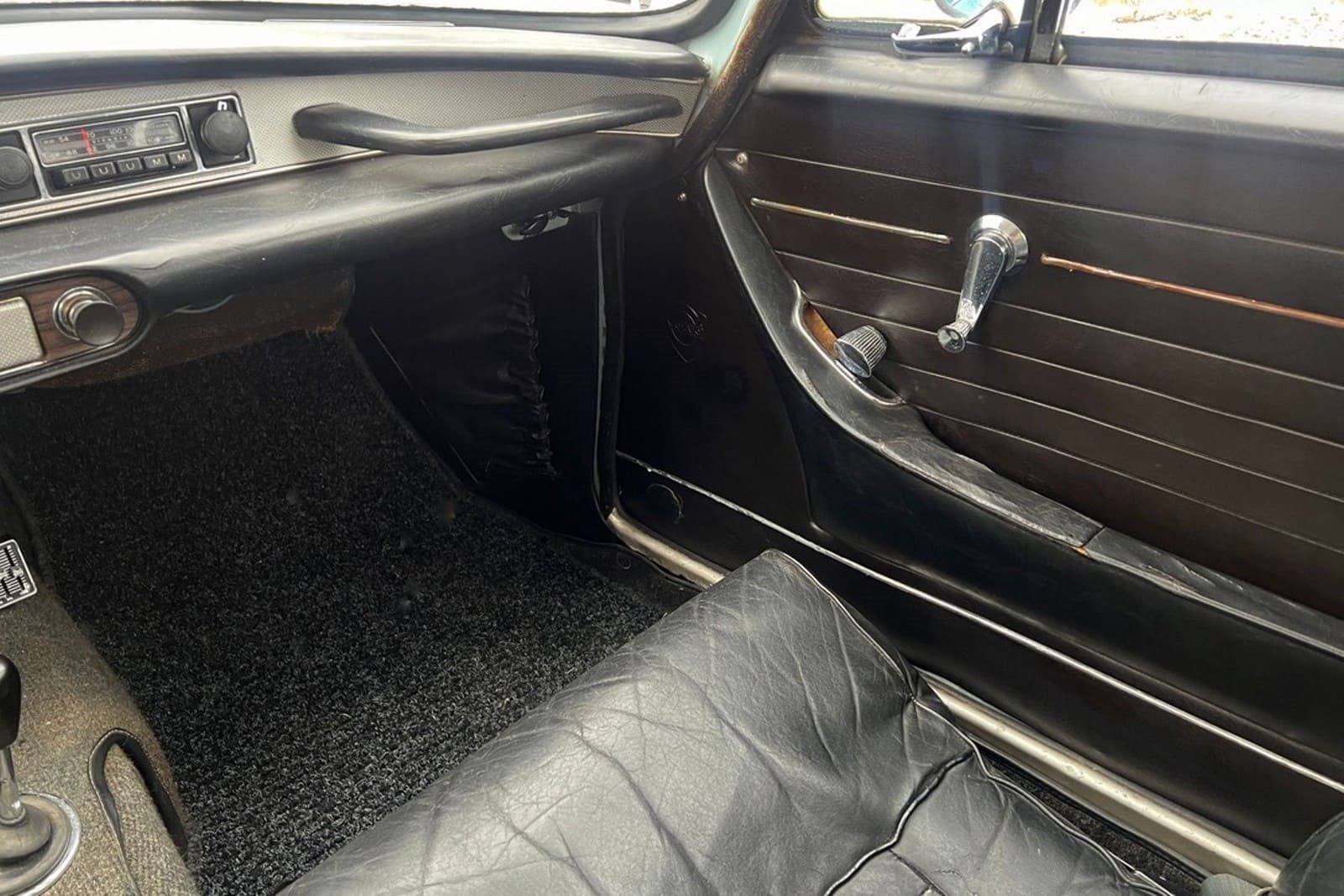 VOLVO 1800S B18 ‘THE KING’S GRADUATION GIFT’, foto 30