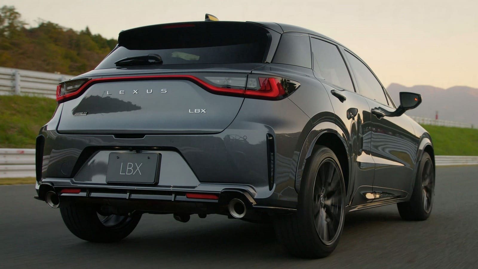 LEXUS LBX MORIZO RR, foto 24