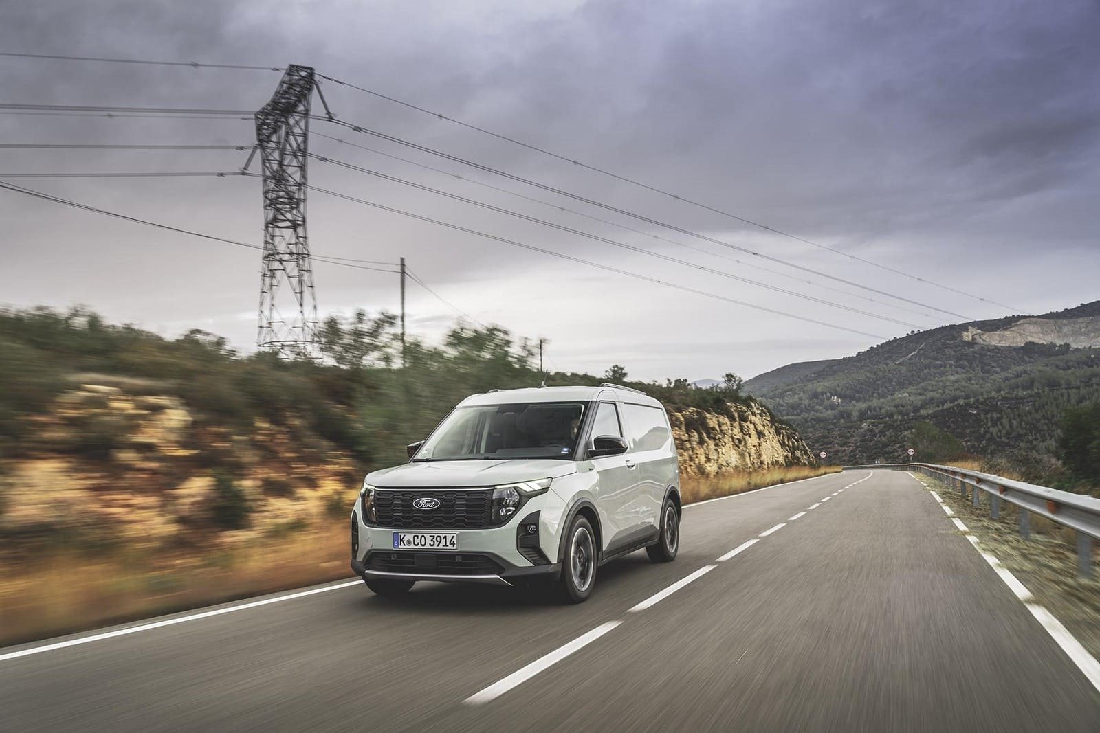 FORD TRANSIT COURIER, foto 2