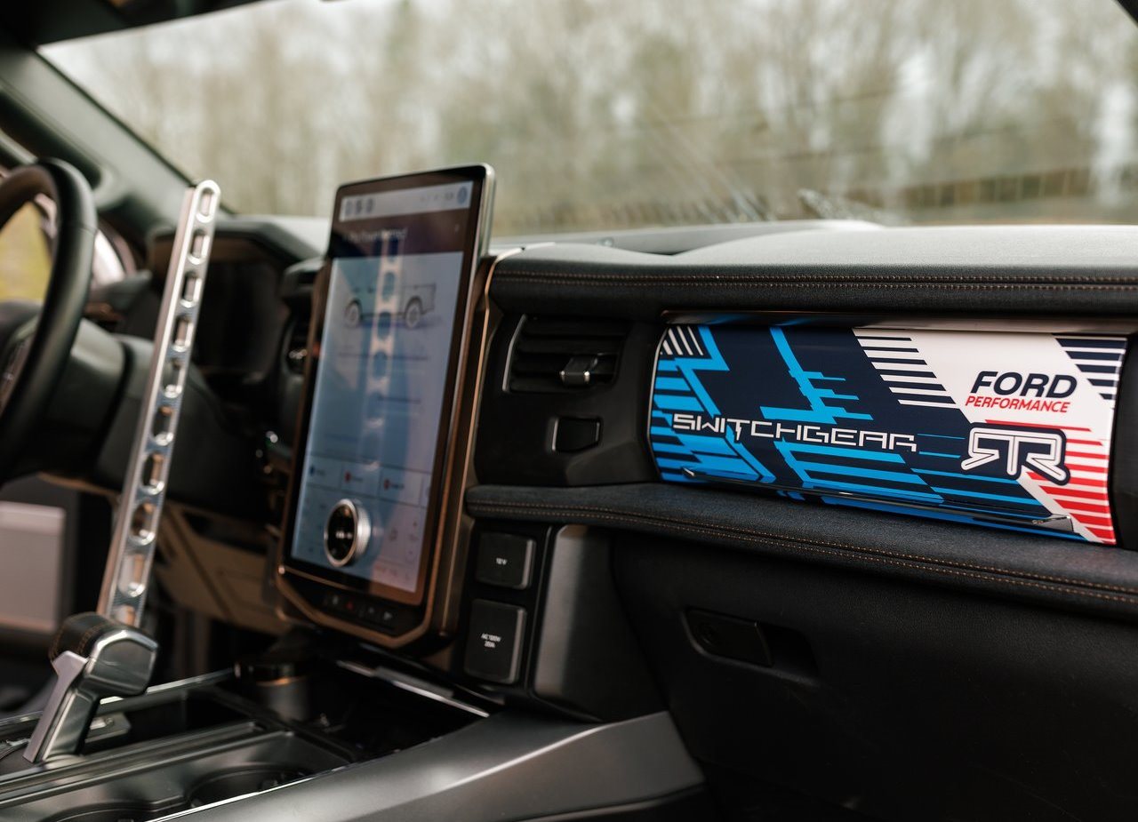 FORD F-150 LIGHTNING SWITCHGEAR CONCEPT, foto 23