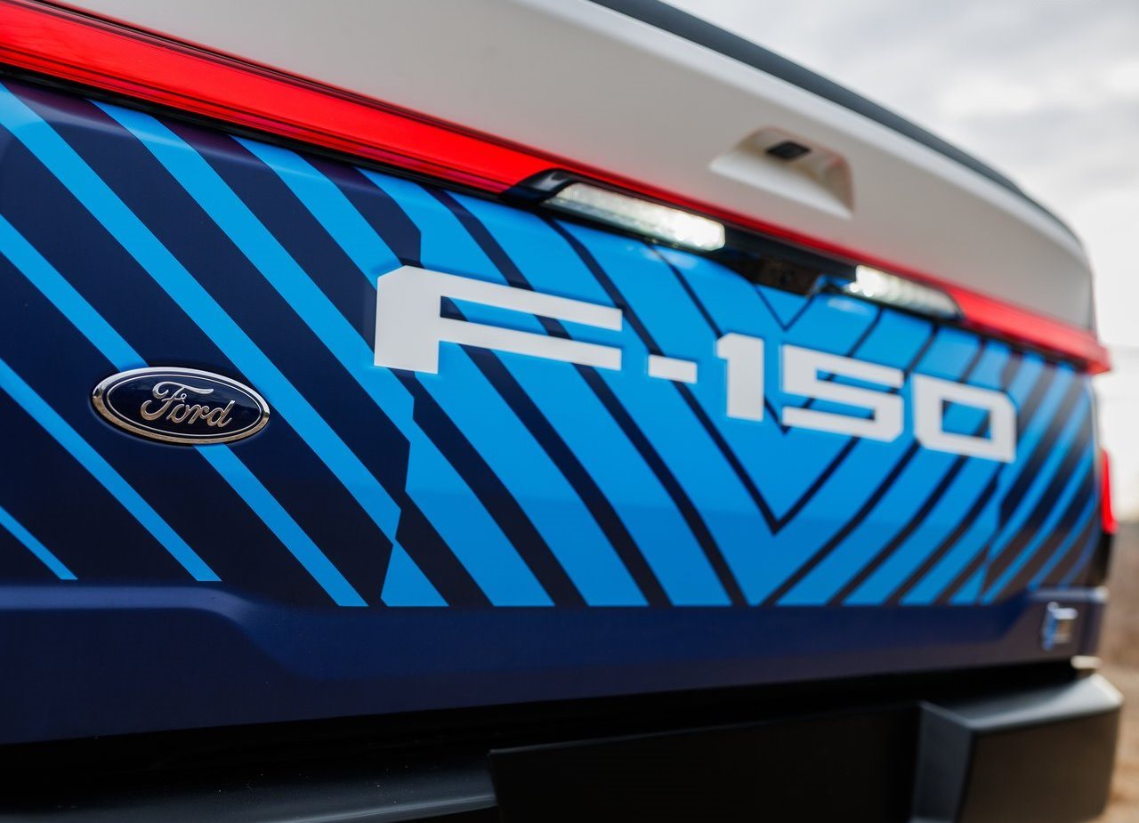 FORD F-150 LIGHTNING SWITCHGEAR CONCEPT, foto 39