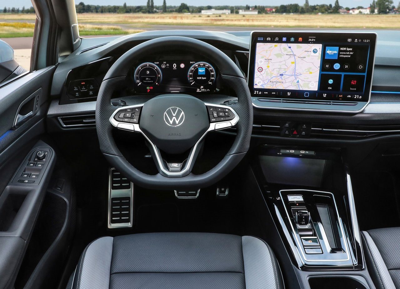 2024 - VOLKSWAGEN GOLF VARIANT, foto 10