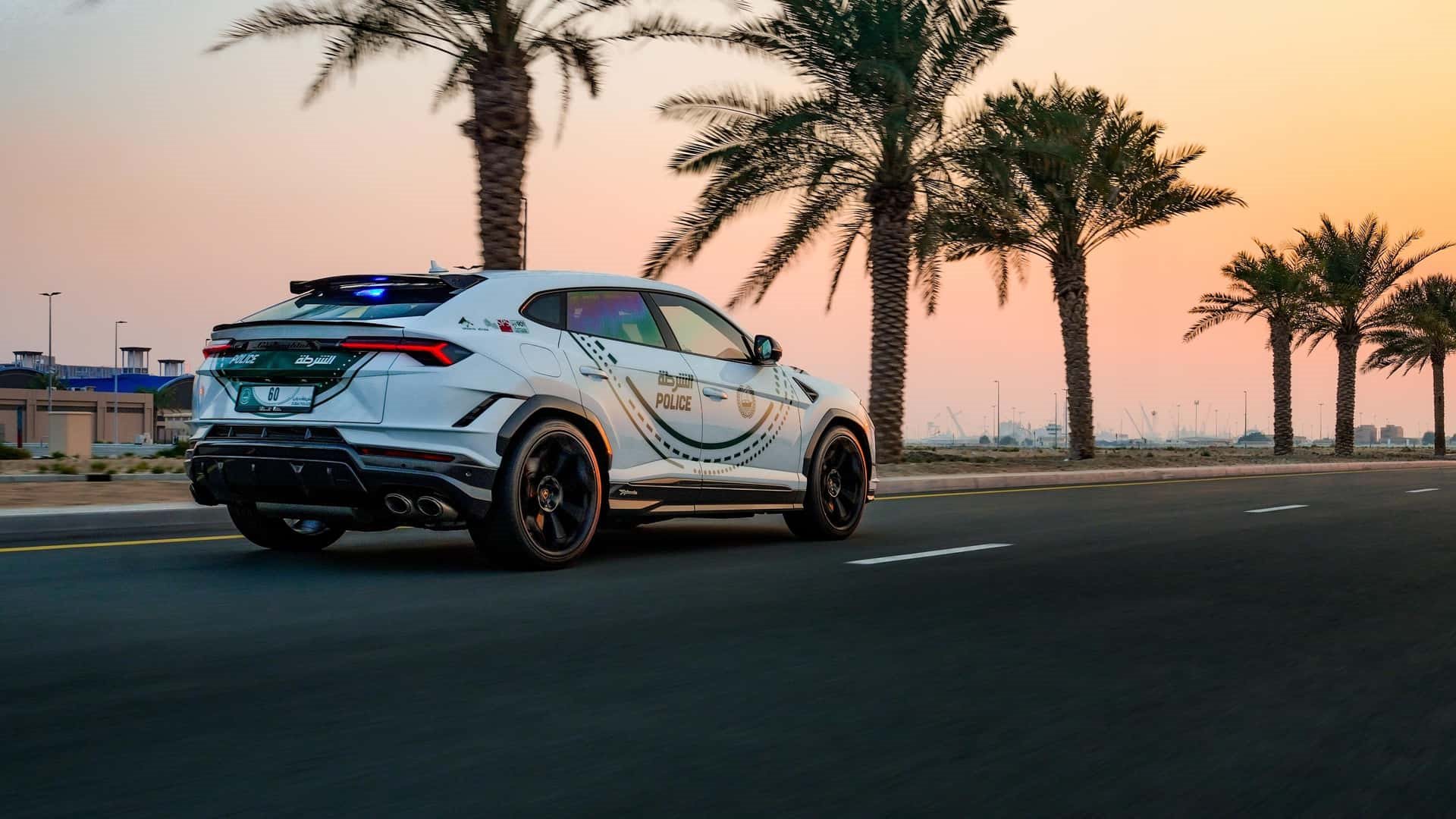 2024 - LAMBORGHINI URUS PERFORMANTE DUBAI POLICE, foto 4