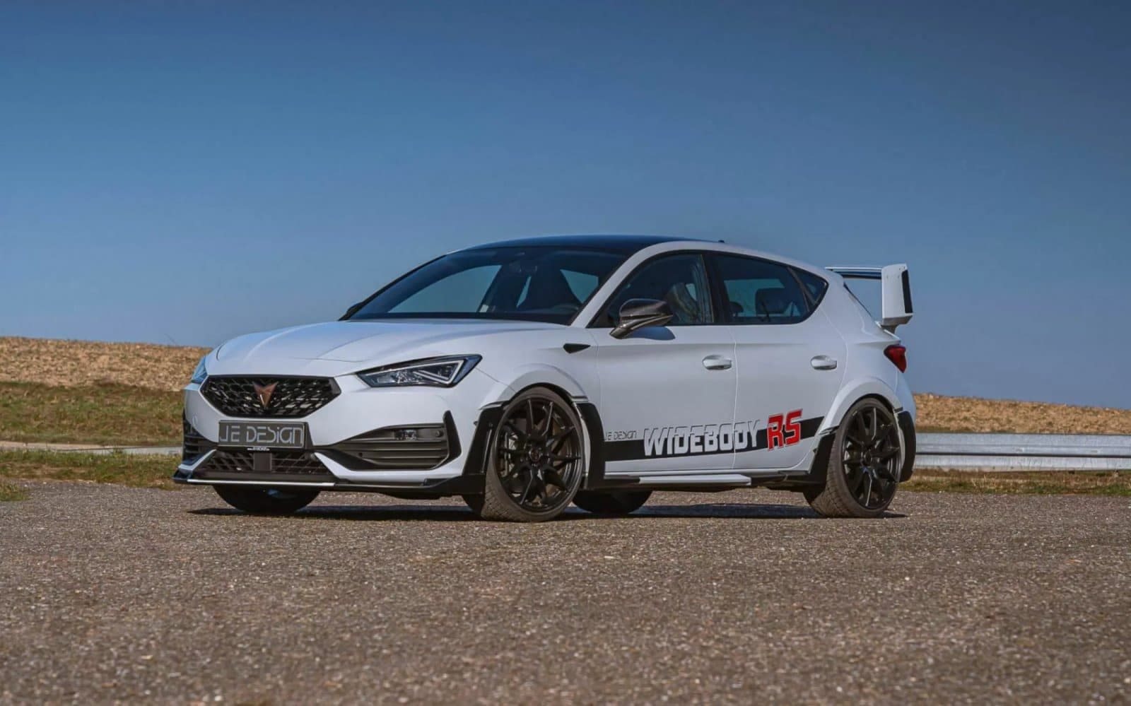 2024 - CUPRA LEÓN BY JE DESIGN, foto 1