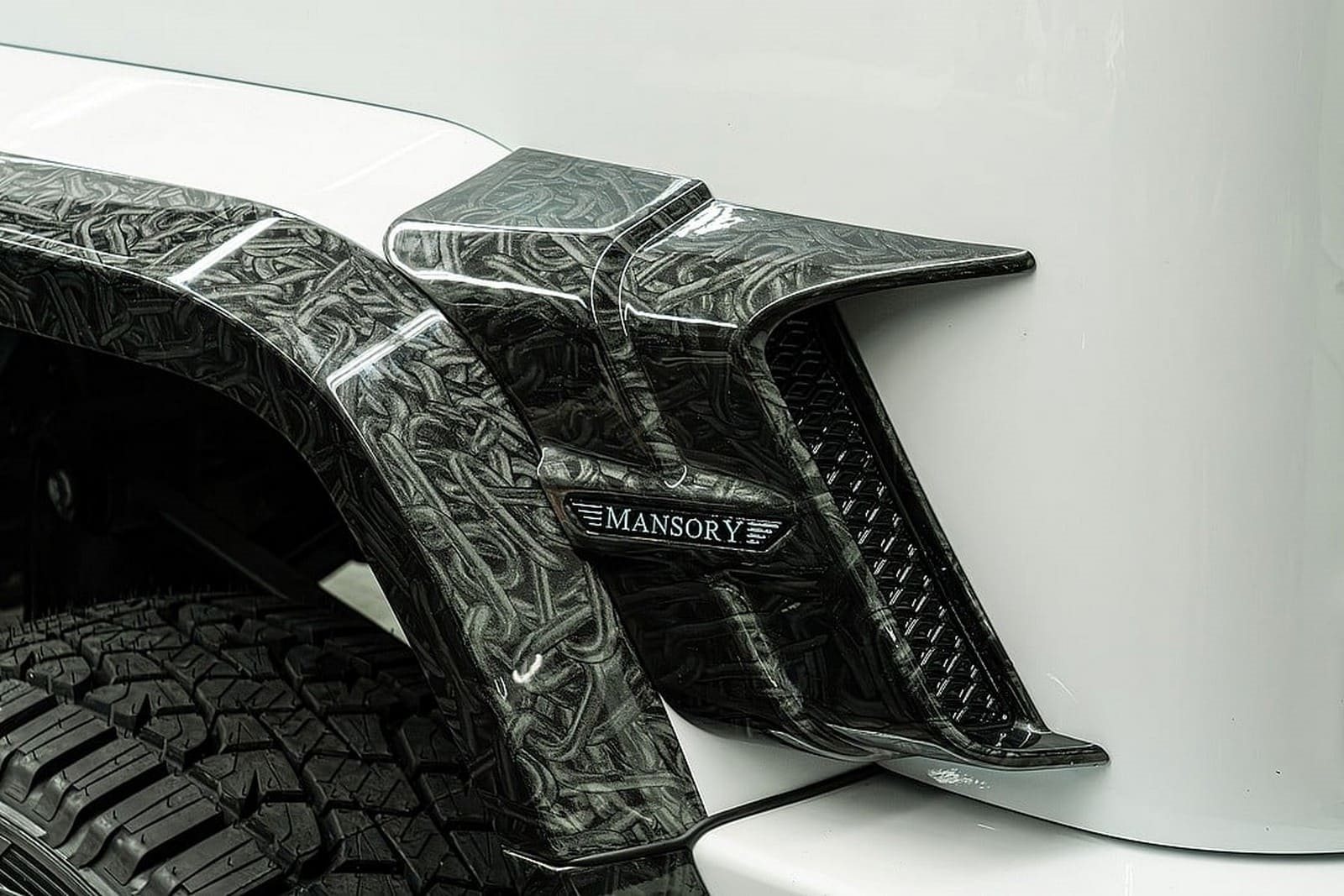 2024 - MERCEDES-AMG G 63 GRONOS 6X6 BY MANSORY, foto 12