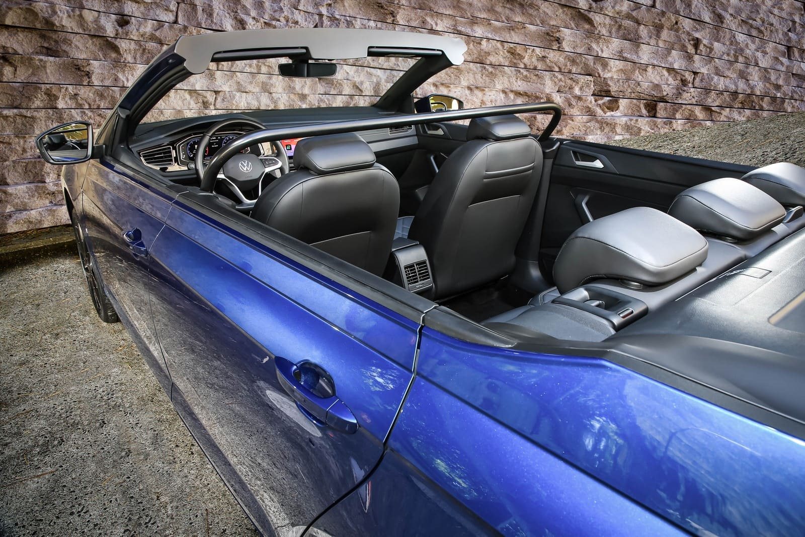 VOLKSWAGEN VIRTUS CABRIO CONCEPT, foto 10