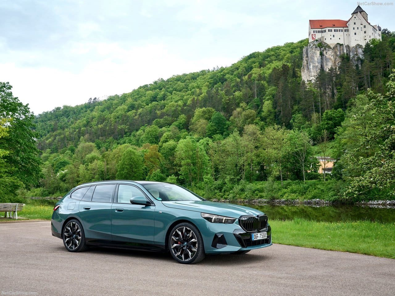 2025 - BMW i5 TOURING, foto 5