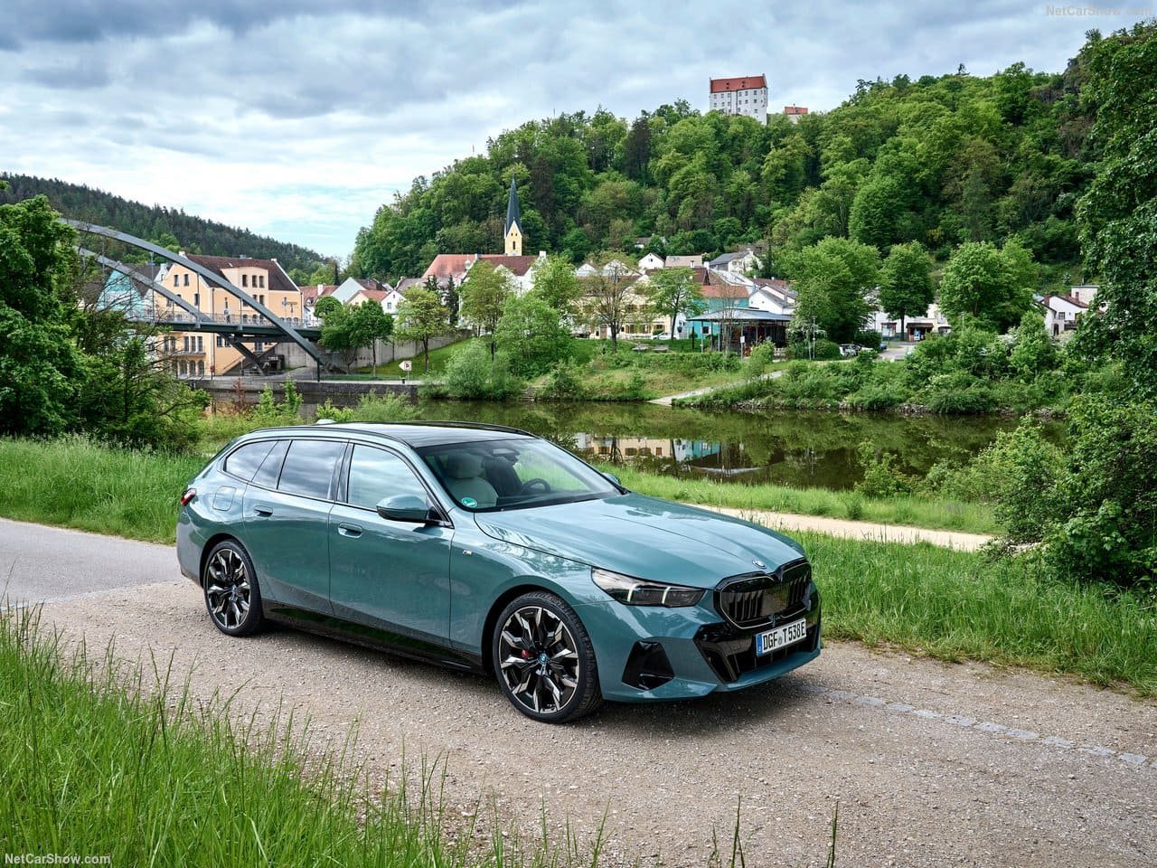 2025 - BMW i5 TOURING, foto 6
