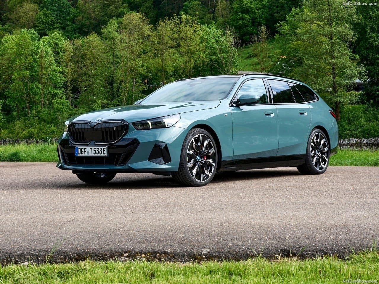 2025 - BMW i5 TOURING, foto 8