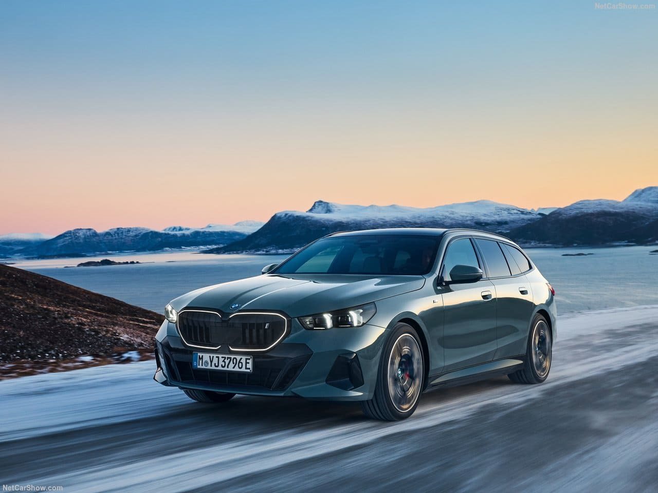 2025 - BMW i5 TOURING, foto 28