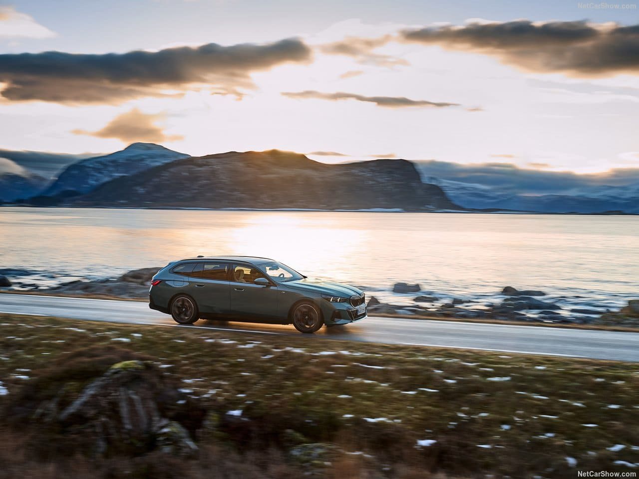 2025 - BMW i5 TOURING, foto 31
