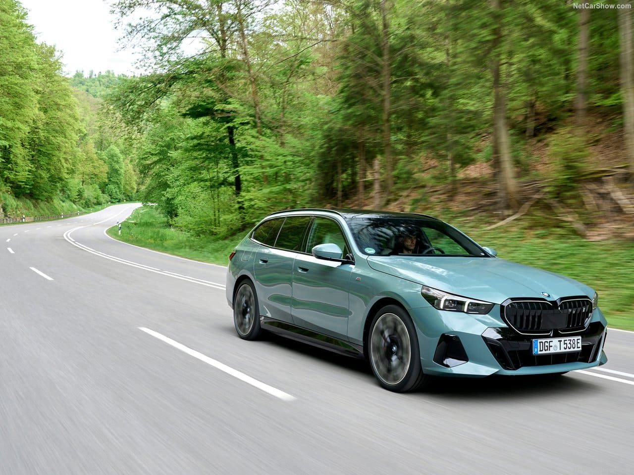 2025 - BMW i5 TOURING, foto 35
