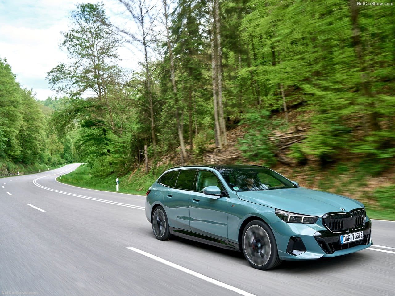 2025 - BMW i5 TOURING, foto 36