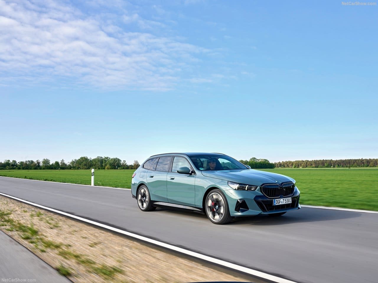 2025 - BMW i5 TOURING, foto 37
