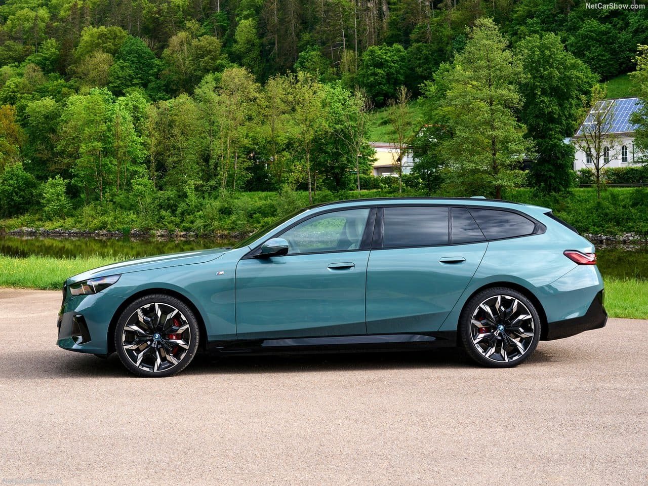 2025 - BMW i5 TOURING, foto 46