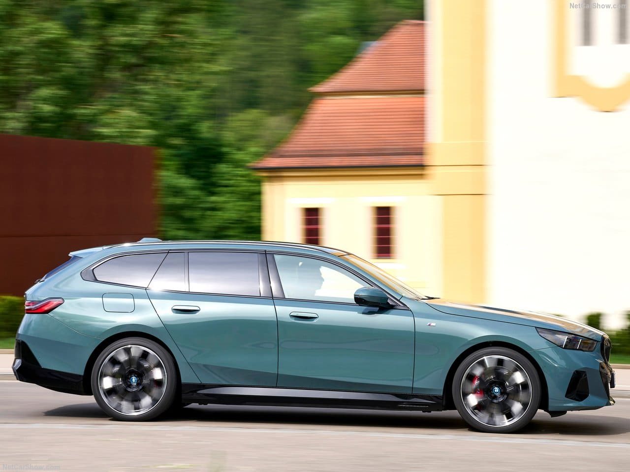 2025 - BMW i5 TOURING, foto 52