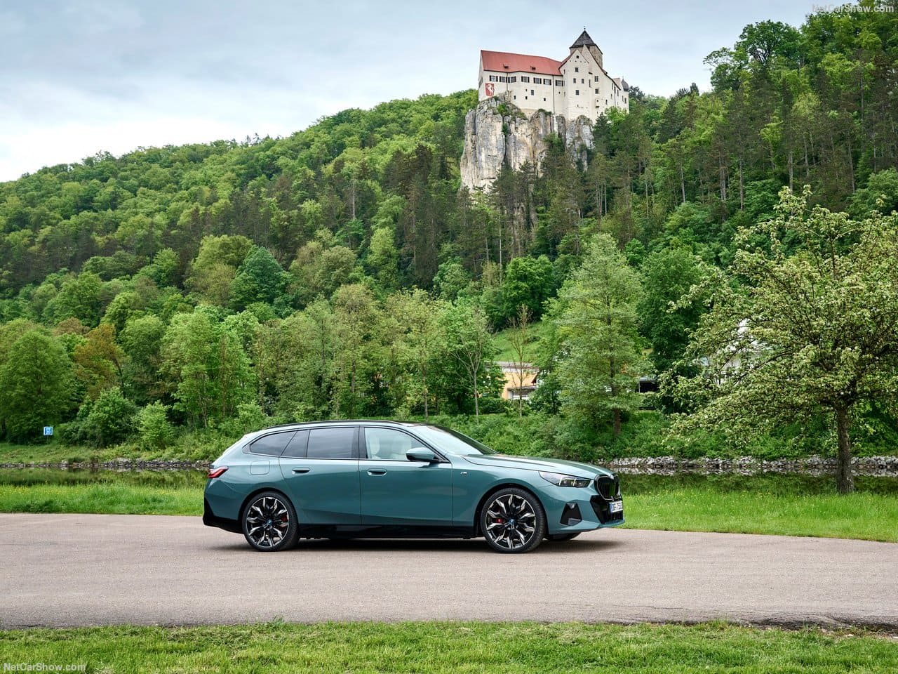 2025 - BMW i5 TOURING, foto 54