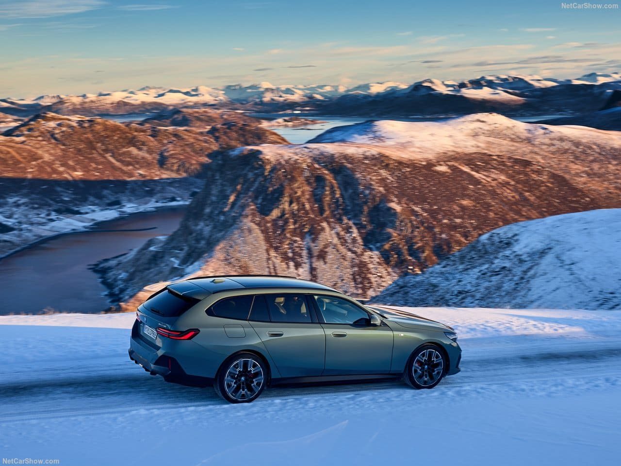2025 - BMW i5 TOURING, foto 112