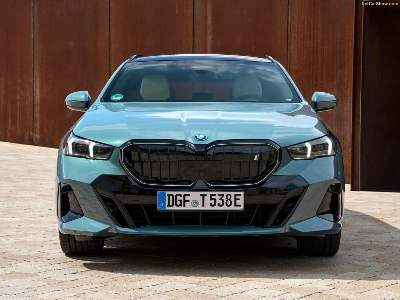 2025 - BMW i5 TOURING, foto 126