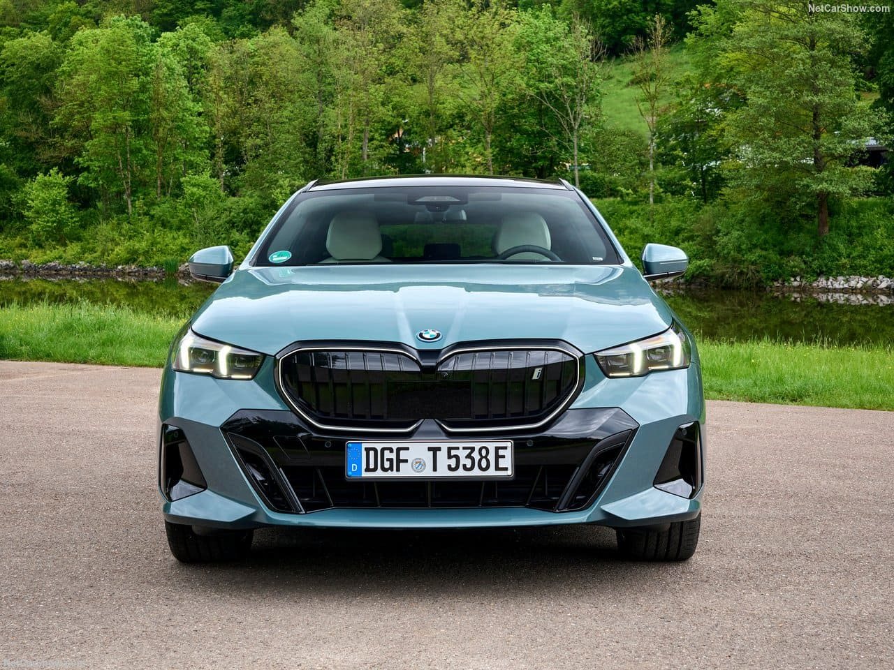 2025 - BMW i5 TOURING, foto 128