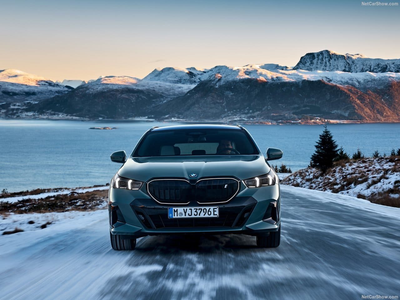 2025 - BMW i5 TOURING, foto 132