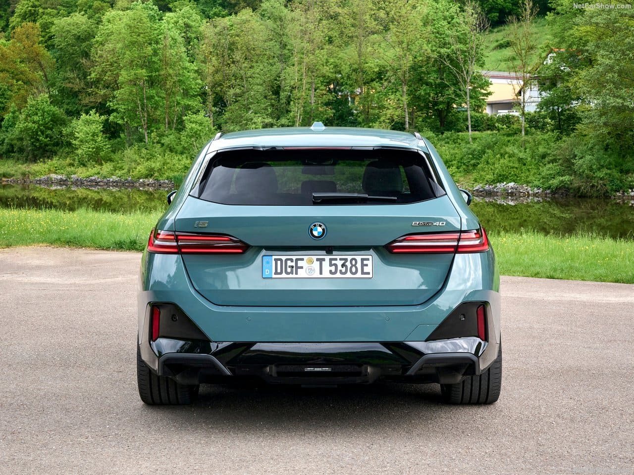 2025 - BMW i5 TOURING, foto 139
