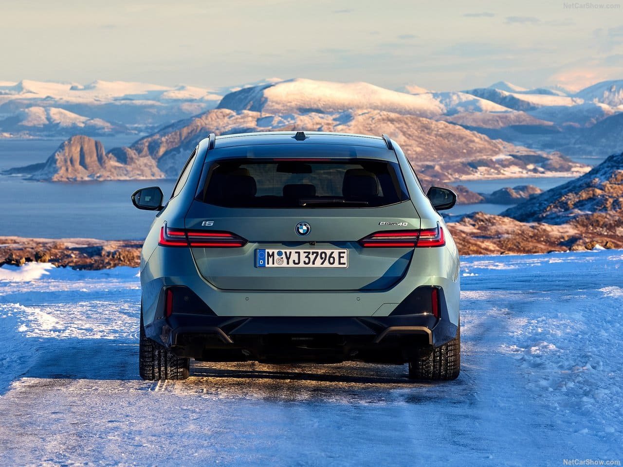 2025 - BMW i5 TOURING, foto 140