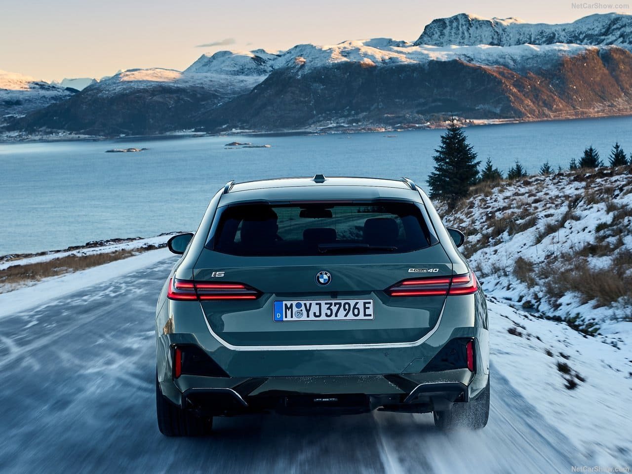 2025 - BMW i5 TOURING, foto 141