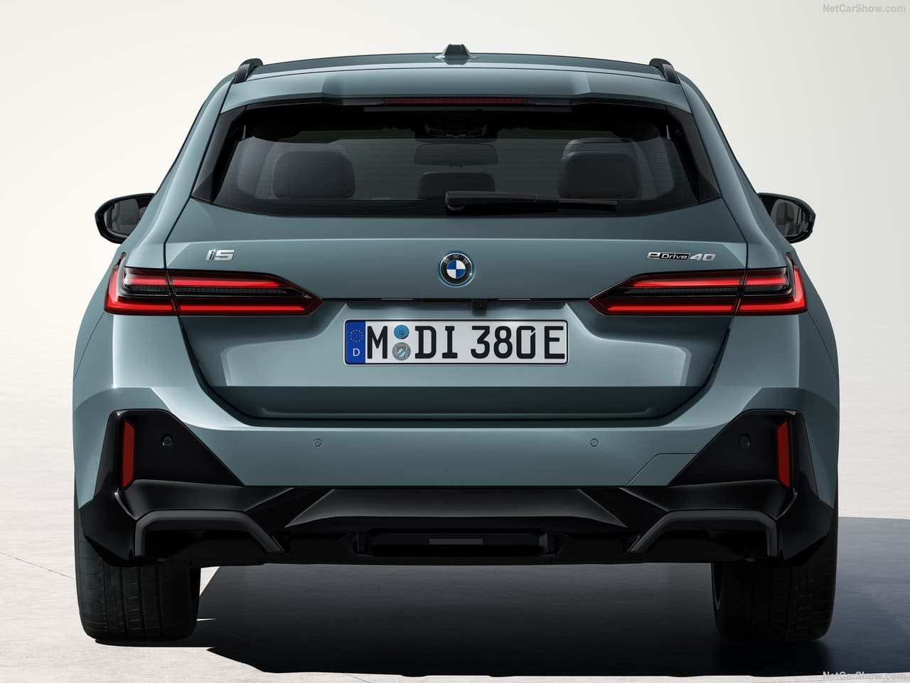 2025 - BMW i5 TOURING, foto 155