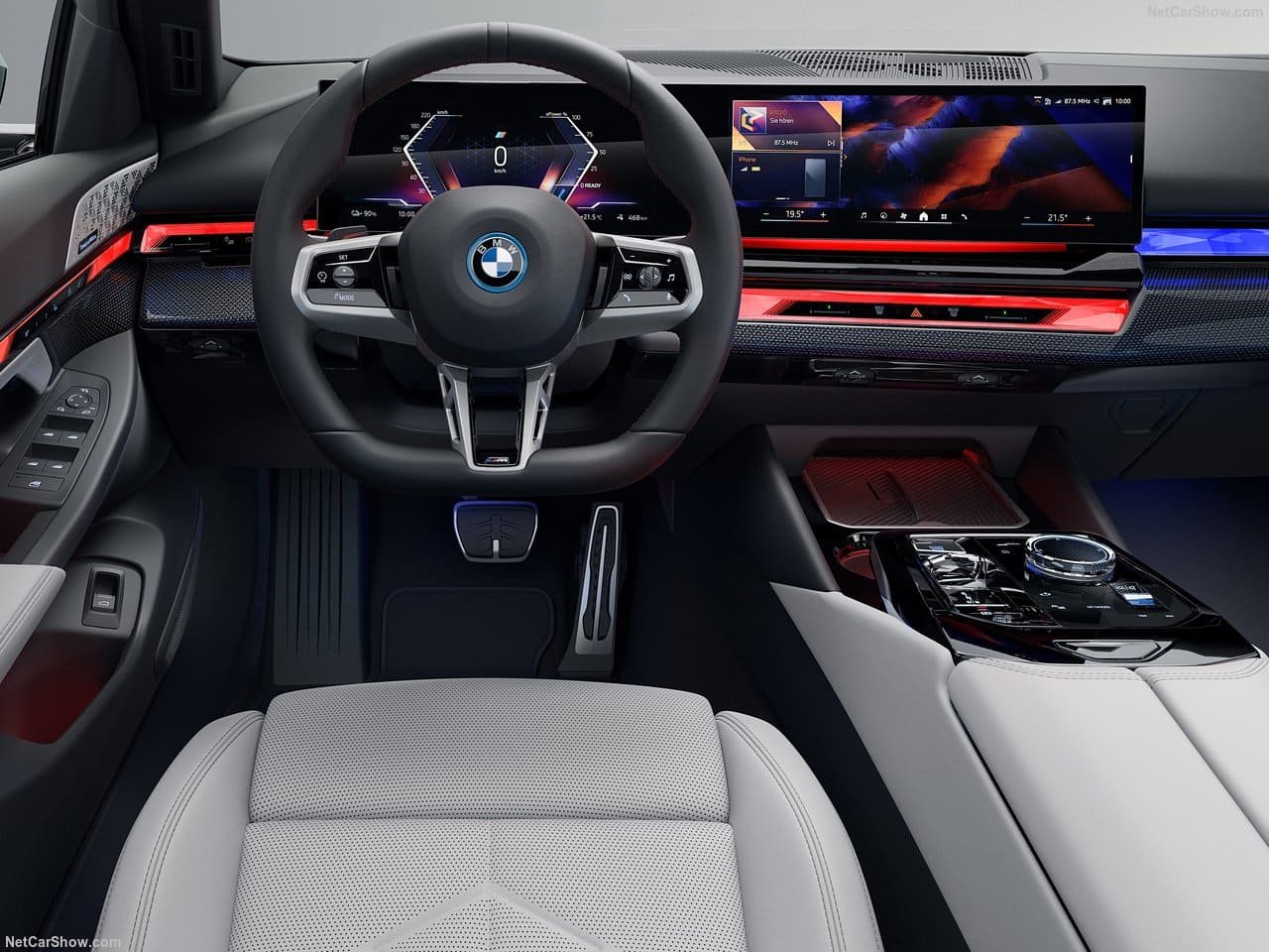 2025 - BMW i5 TOURING, foto 156