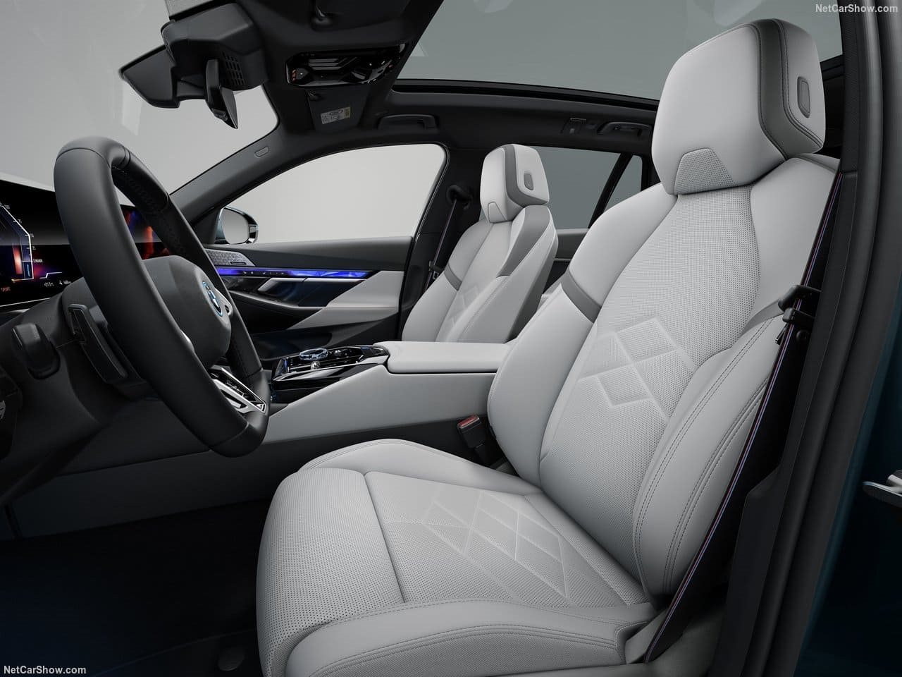 2025 - BMW i5 TOURING, foto 160