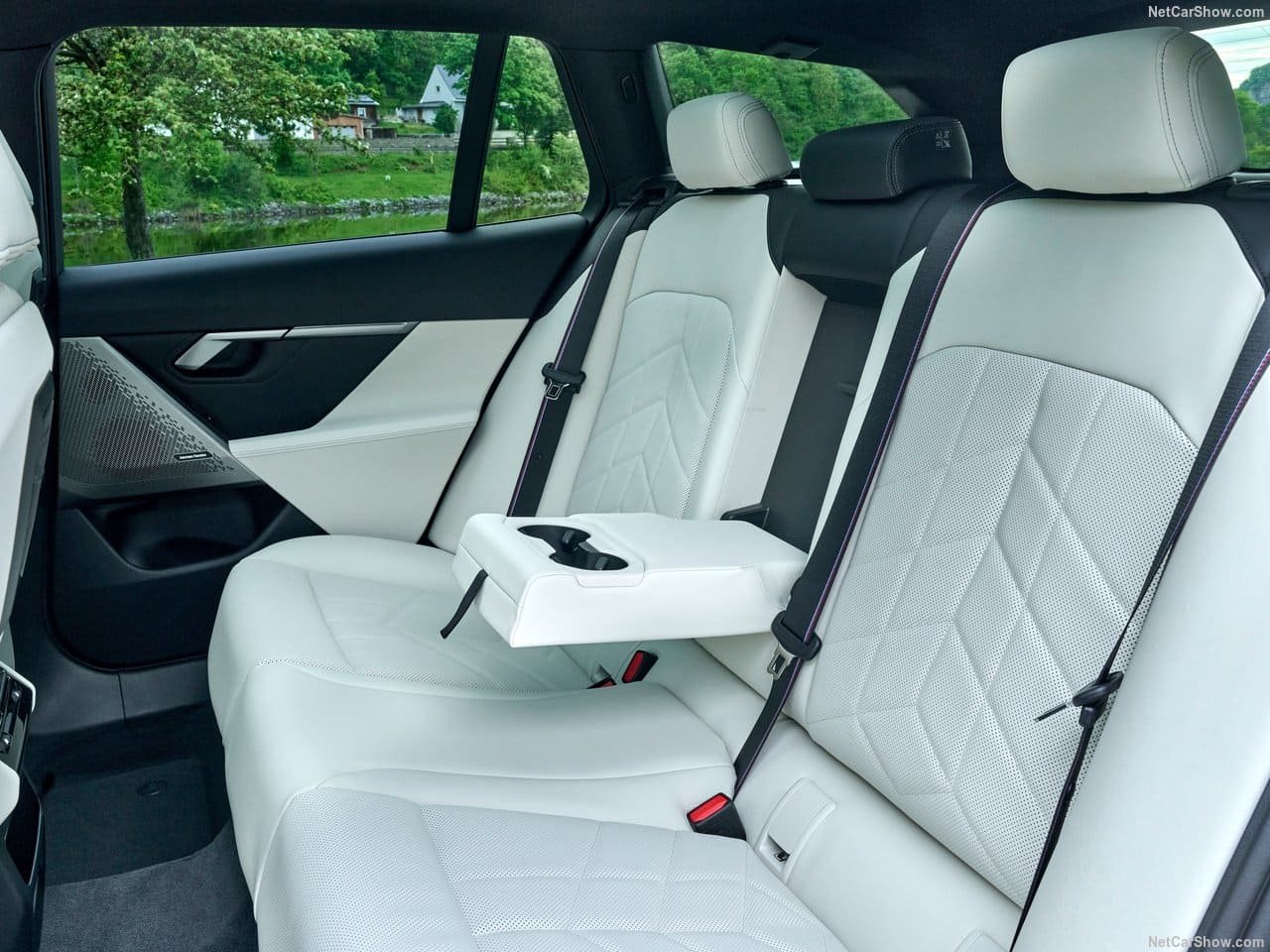 2025 - BMW i5 TOURING, foto 164