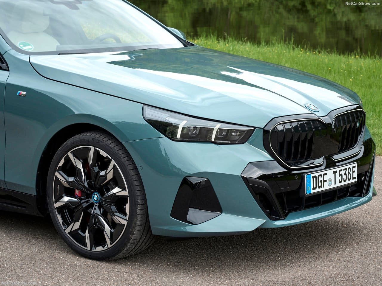2025 - BMW i5 TOURING, foto 179